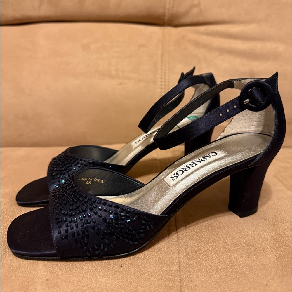 Caparros Size 6 Powerful Navy Silk 2.5” Heels